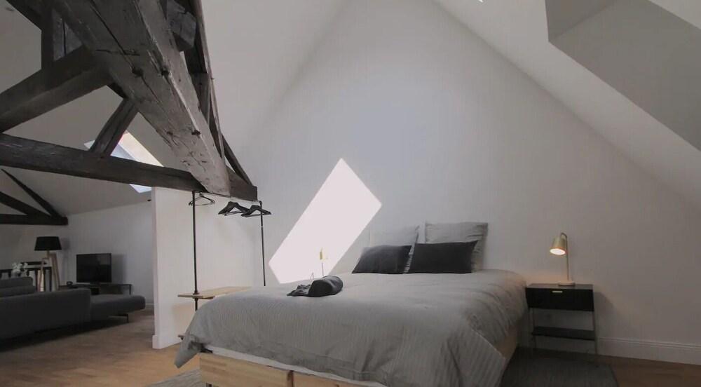 H-bnb - La Neufbourg Appartement